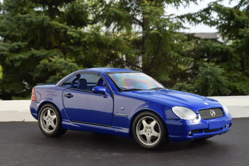 Illustration for article titled Working Top Wednesday: Mercedes Benz SLK 230 Kompressor